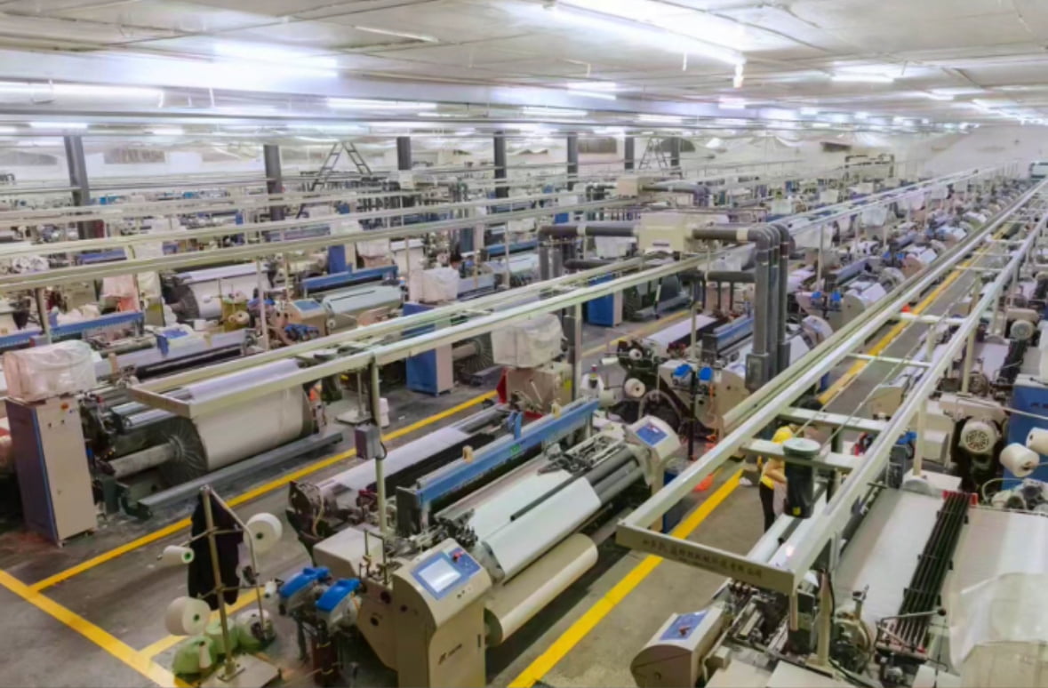 300 Looms Manufacturing Center